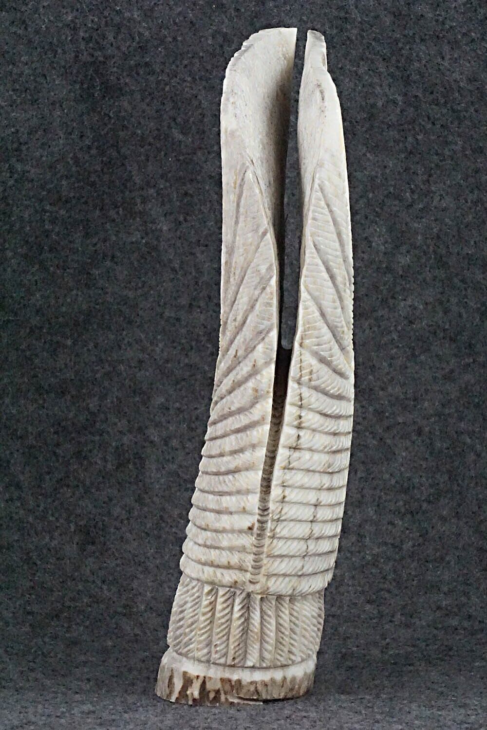 Eagle Zuni Fetish Carving - Garrick Weeka