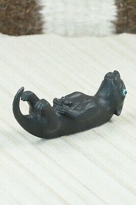 Otter Zuni Fetish Carving - Glendon Lasiloo