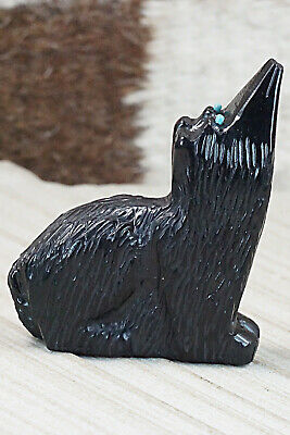 Wolf Zuni Fetish Carving - Mike Tucson