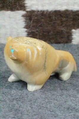 Lion Zuni Fetish Carving - Enrike Leekya
