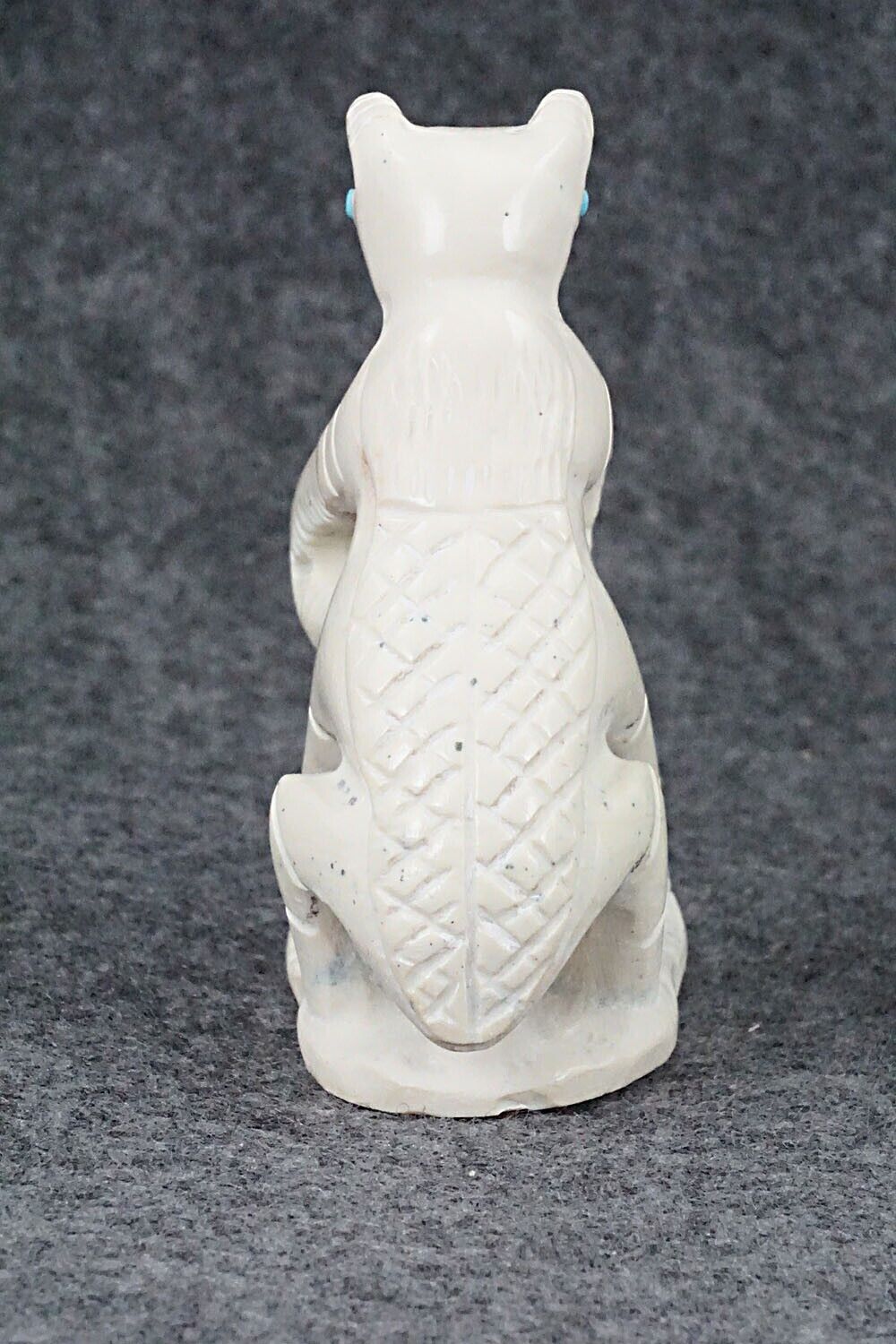Praying Mantis Zuni Fetish Carving - Colton Kaamasee