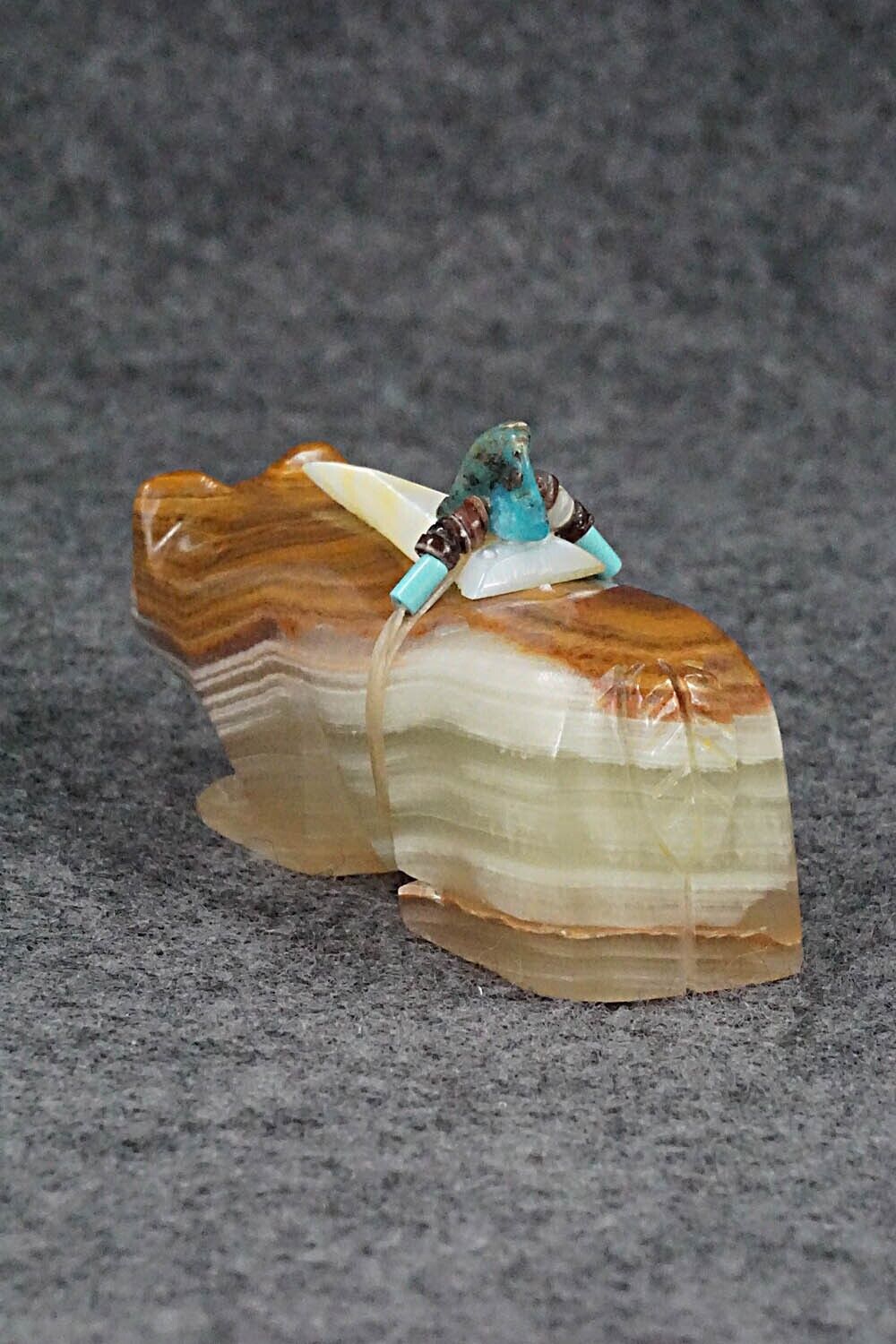 Bear Zuni Fetish Carving - Alex Tsethlikai