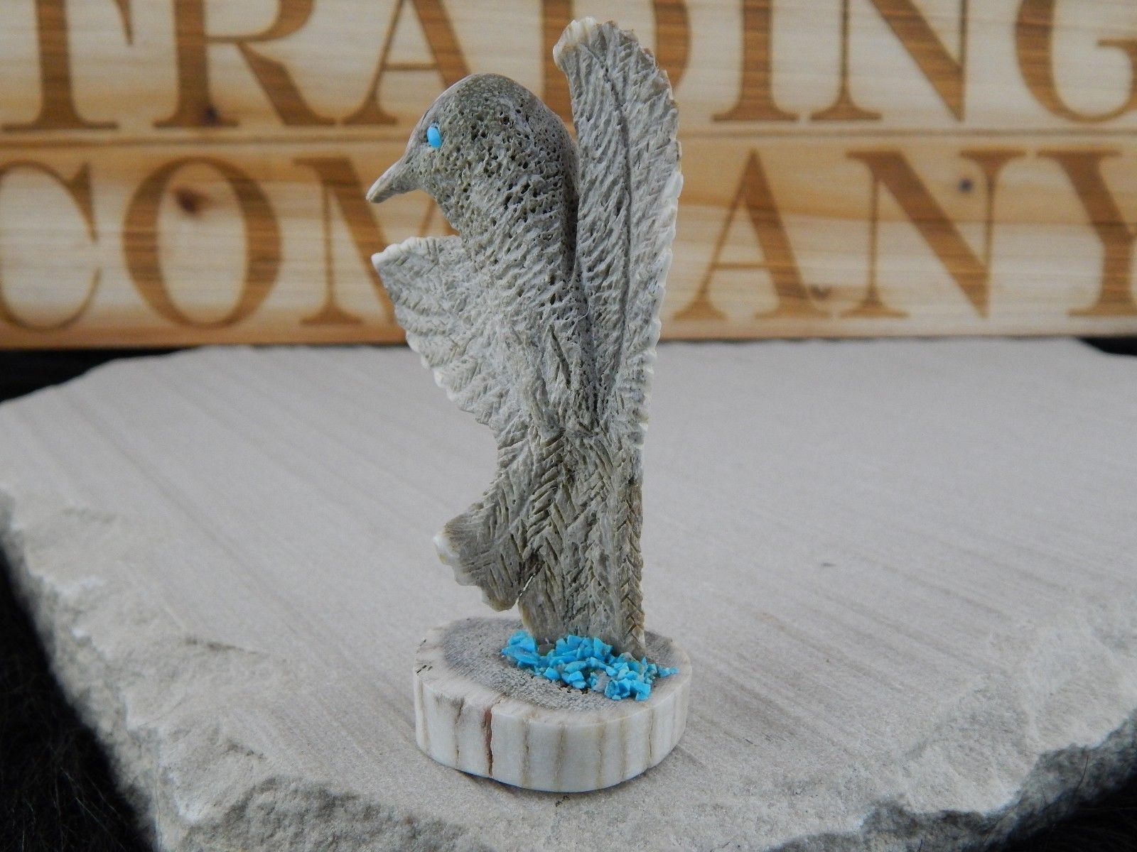 Humming Bird Zuni Fetish Carving - Faron Lowsayatee - High Lonesome Trading