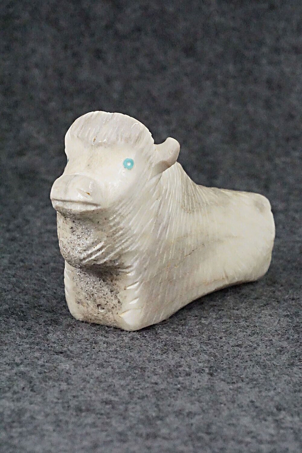 Buffalo Zuni Fetish Carving - Allison White
