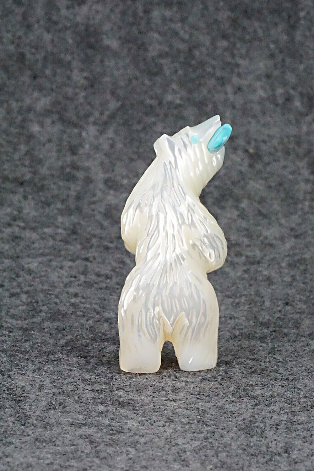 Bear Zuni Fetish Carving - Andres Quandelacy