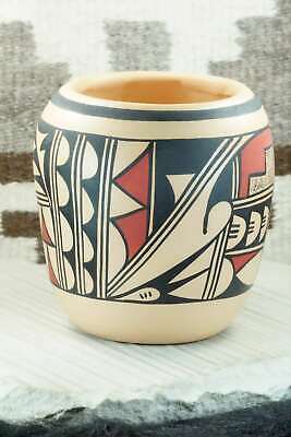 Hopi Pottery - Alta Yesslith