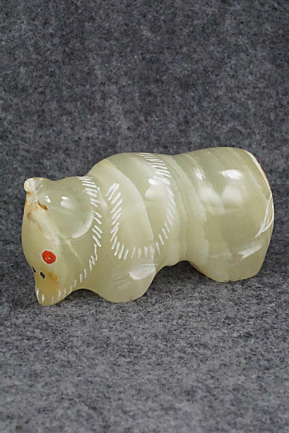 Buffalo Zuni Fetish Carving - Daniel Chattin