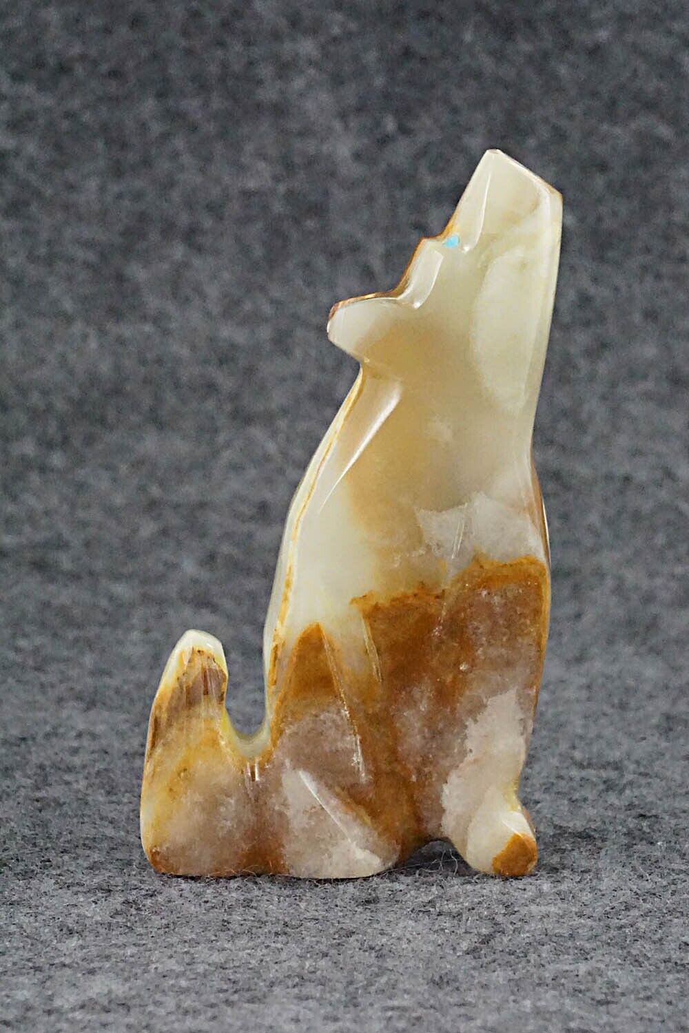 Coyote Zuni Fetish Carving - Rodney Laiwakete