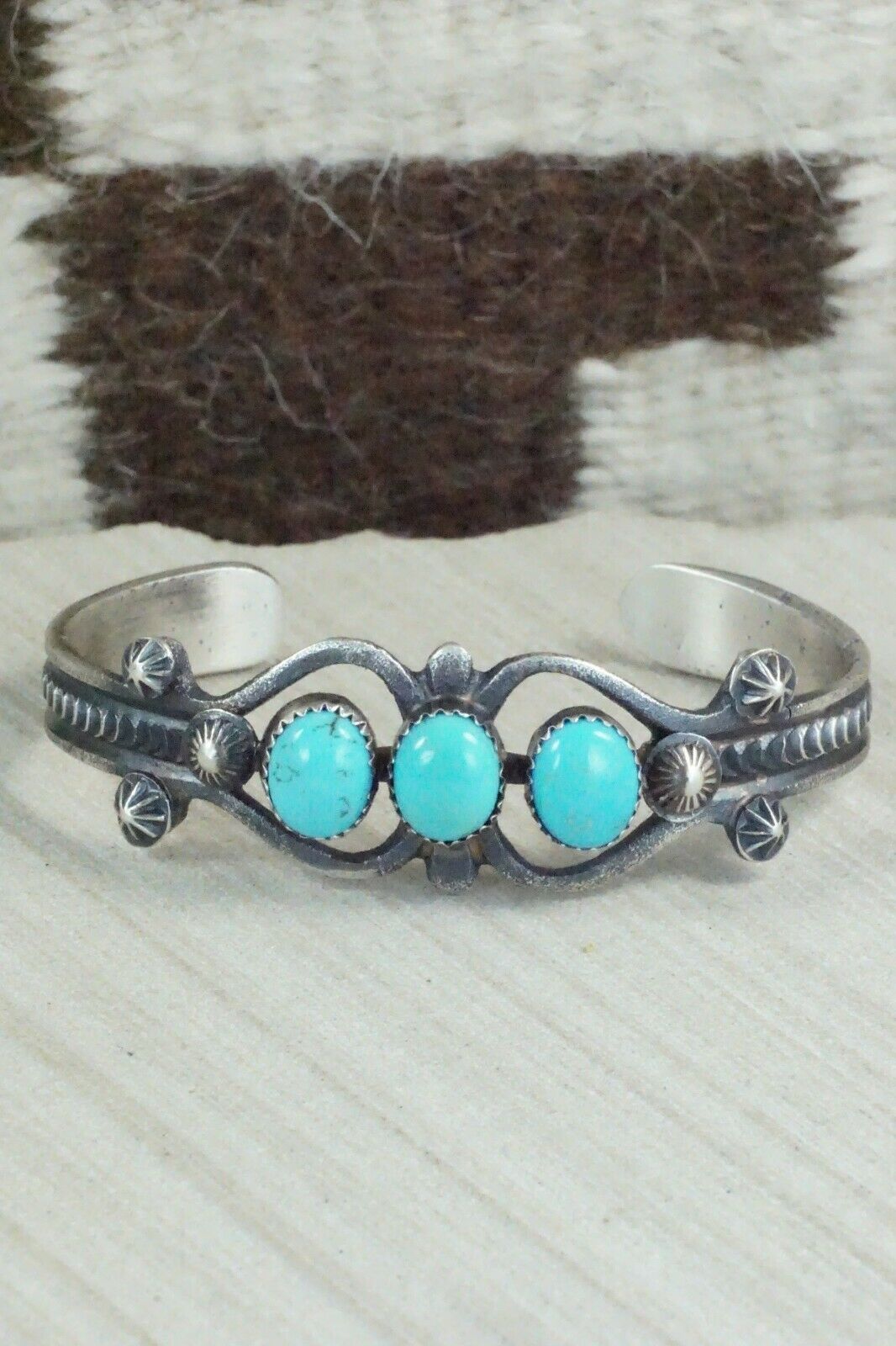 Turquoise and Sterling Silver Bracelet - Eva & Linberg Billah