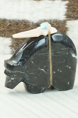 Bear Zuni Fetish Carving - Ariane Quam