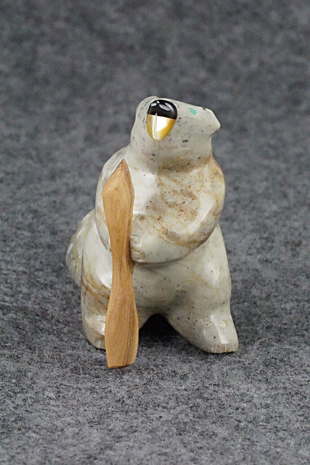 Beaver Zuni Fetish Carving - Enrike Leekya