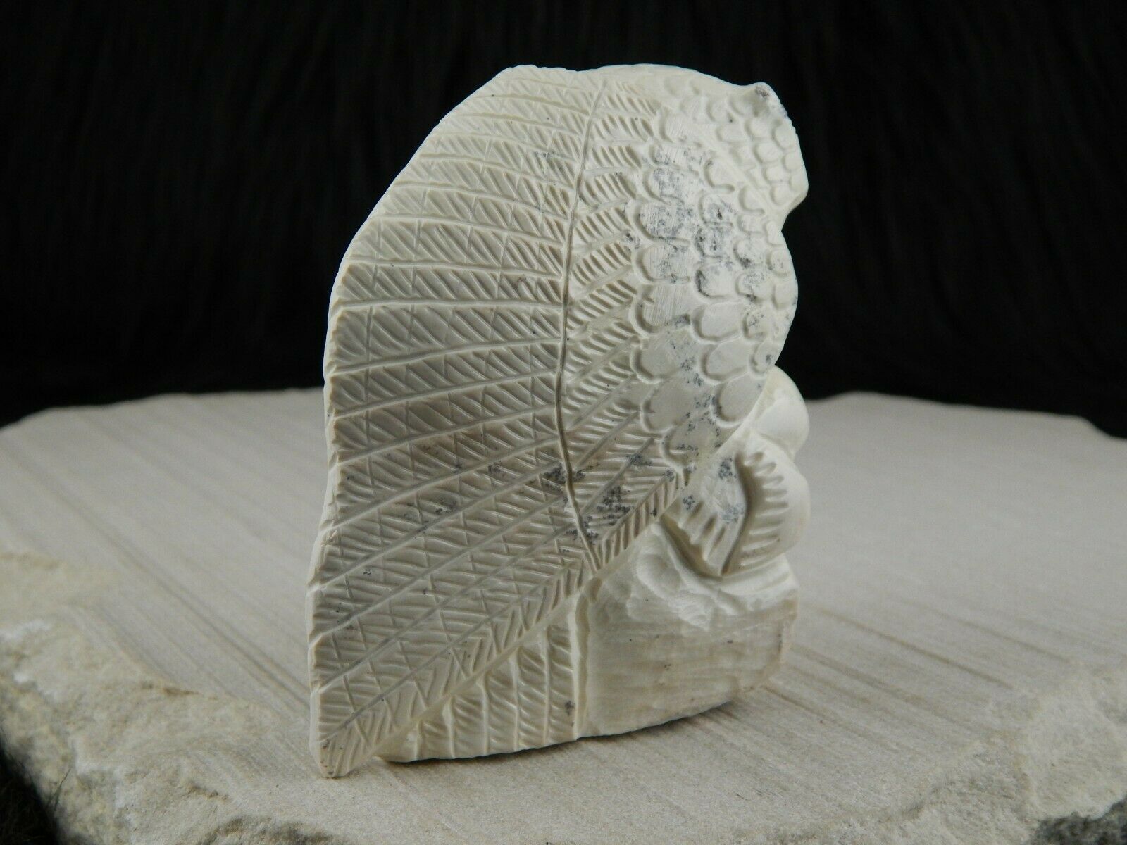 Owl Zuni Fetish Carving - Derrick Kaamasee - High Lonesome Trading