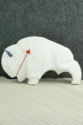 Buffalo Zuni Fetish Carving - Kevin Quam