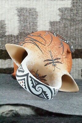 Zuni Pottery - Lorenda Cellicion