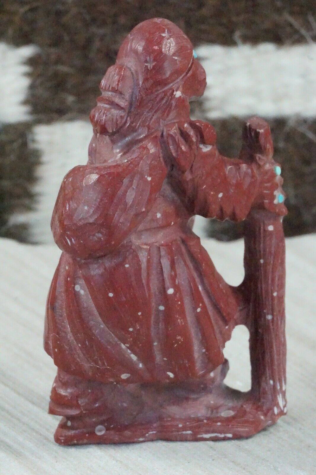Zuni Woman Zuni Fetish Carving - Derrick Kaamasee