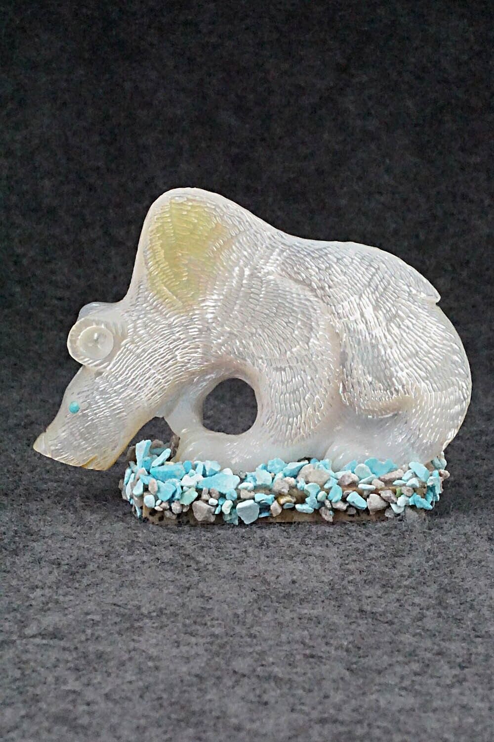 Bear Zuni Fetish Carving - Randy Lucio