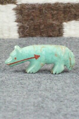 Wolf Zuni Fetish Carving - Andres Quandelacy