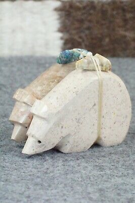 Bear Zuni Fetish Carving - Emery Eriacho