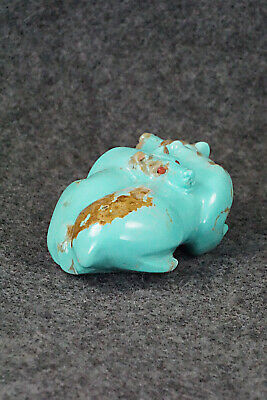 Bear Zuni Fetish Carving - Albert Eustace
