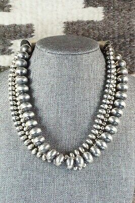 Navajo Pearl Necklace - Jan Mariano