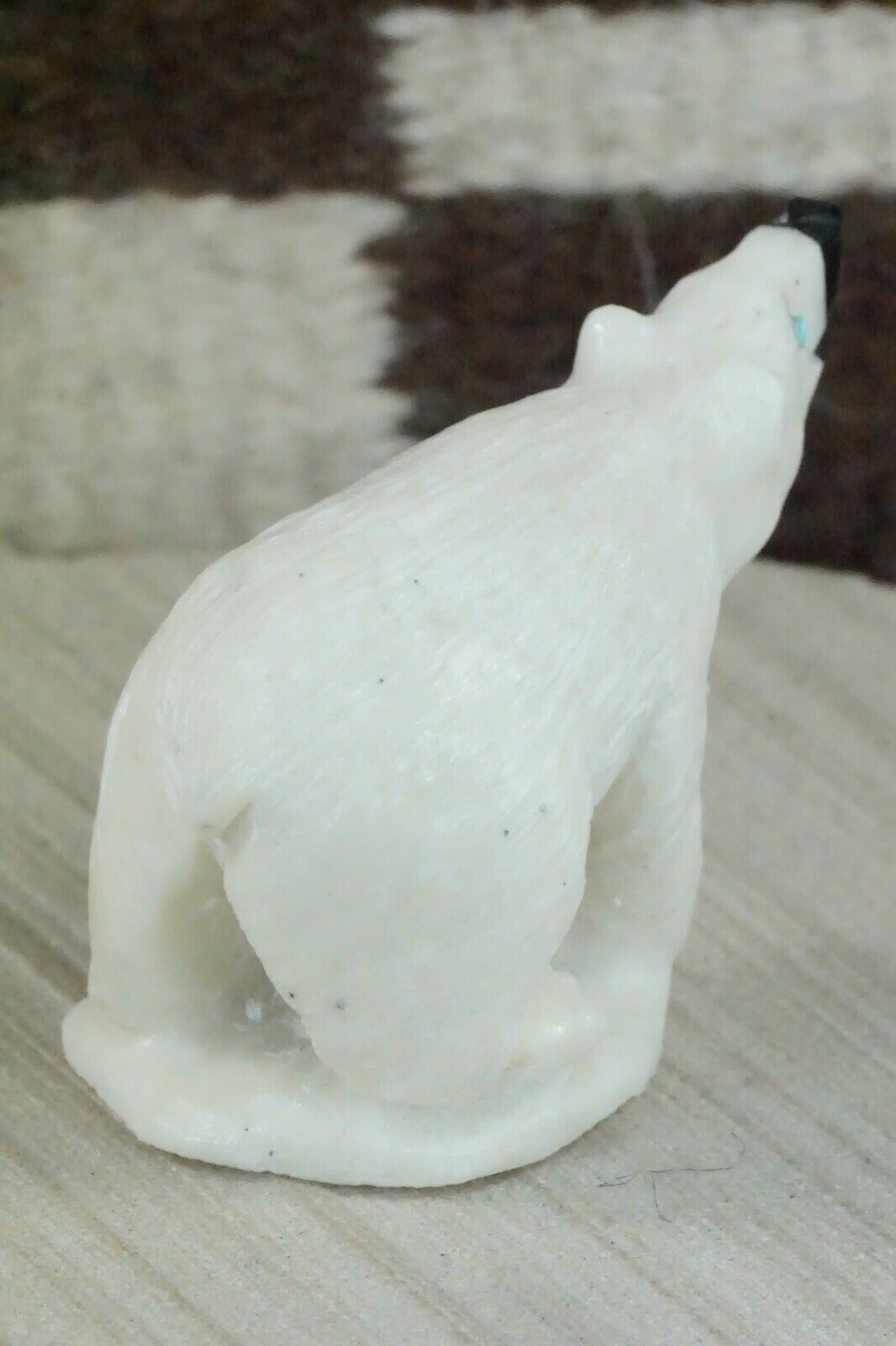 Polar Bear Zuni Fetish Carving - Derrick Kaamasee