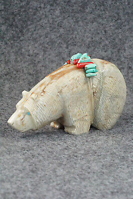 Bear Zuni Fetish Carving - Paulette Quam