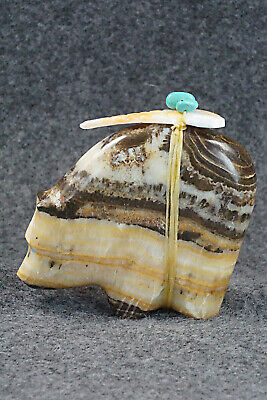 Bear Zuni Fetish Carving - Daphne Quam