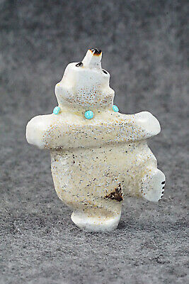 Bear Zuni Fetish Carving - Claudia Peina