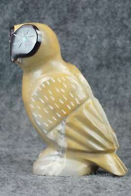 Owl Zuni Fetish Carving - Enrike Leekya