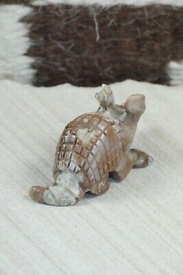 Armadillo Zuni Fetish Carving - Dana Malani