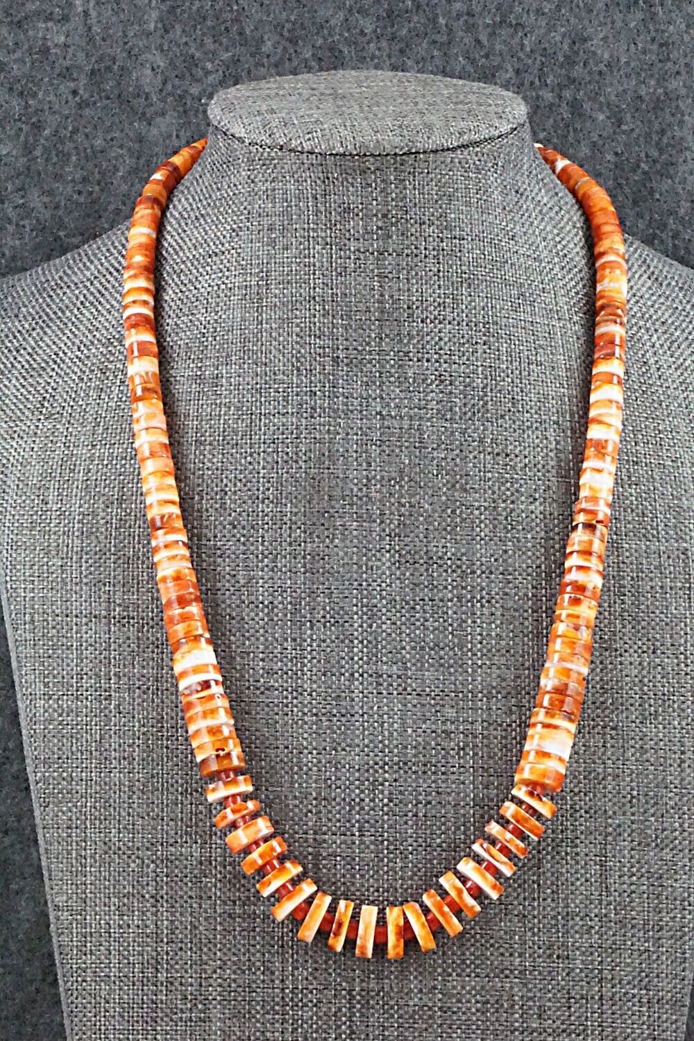 Spiny Oyster Necklace - Ramona Calavaza