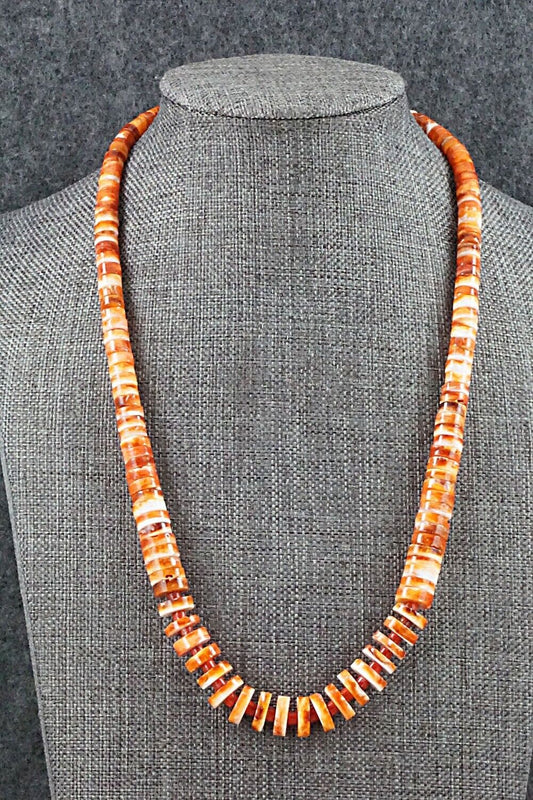 Spiny Oyster Necklace - Ramona Calavaza