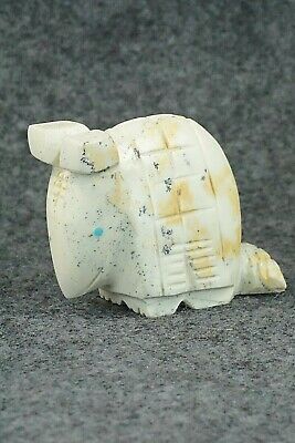 Armadillo Zuni Fetish Carving - Gilbert Lonjose