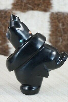 Bear Zuni Fetish Carving - Claudia Peina
