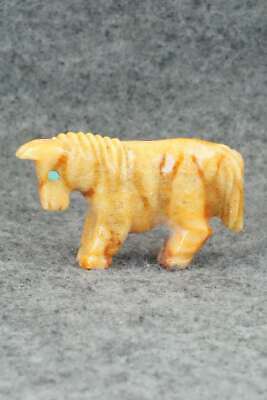 Horse Zuni Fetish Carving - Andres Quandelacy