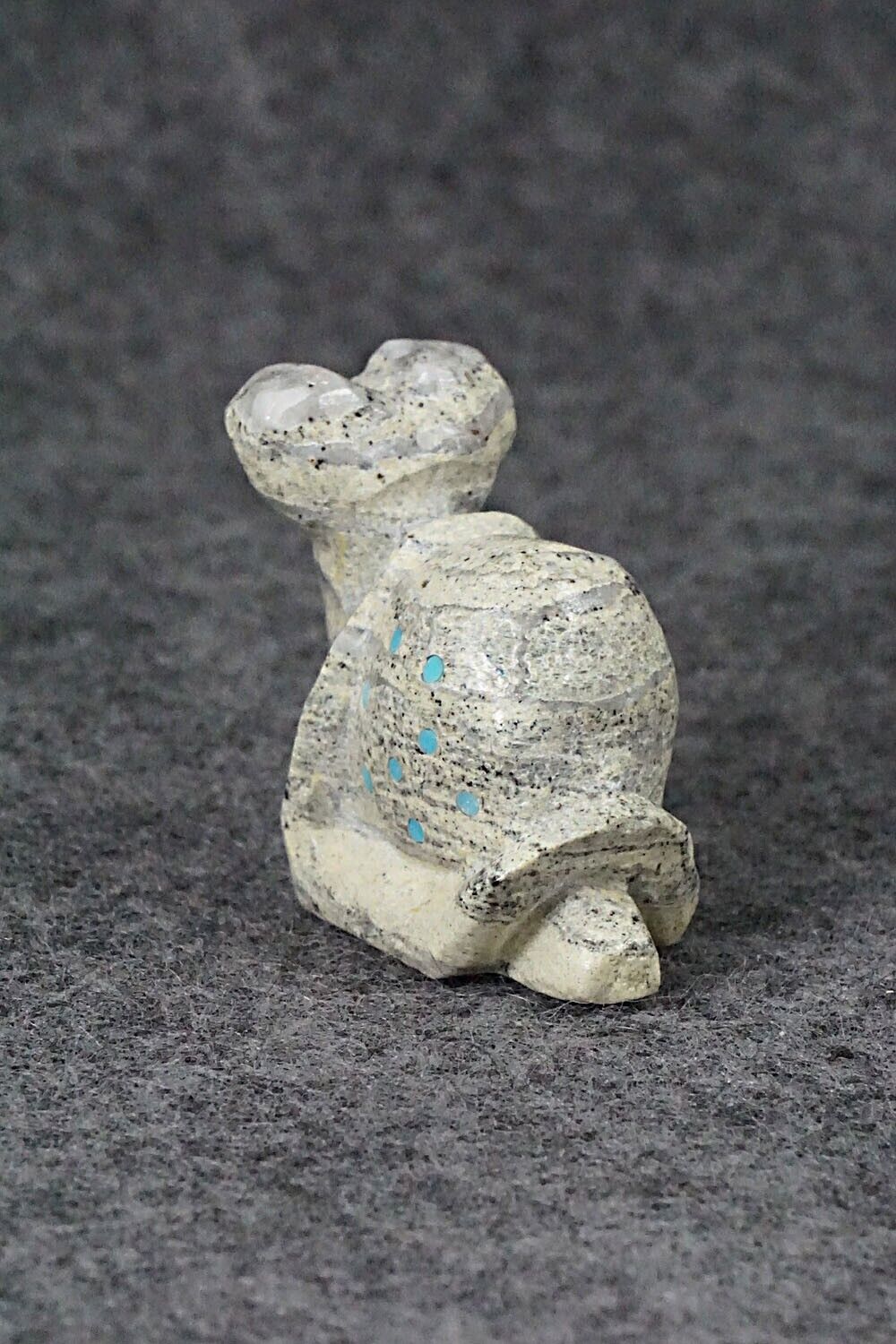 Snail Zuni Fetish Carving - Herbert Him