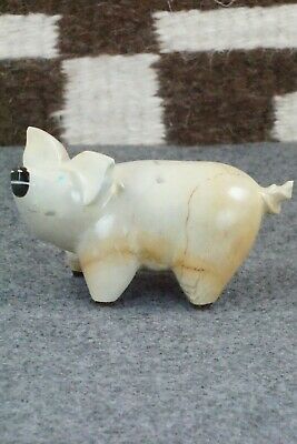 Pig Zuni Fetish Carving - Enrike Leekya