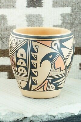 Hopi Pottery - Alta Yesslith