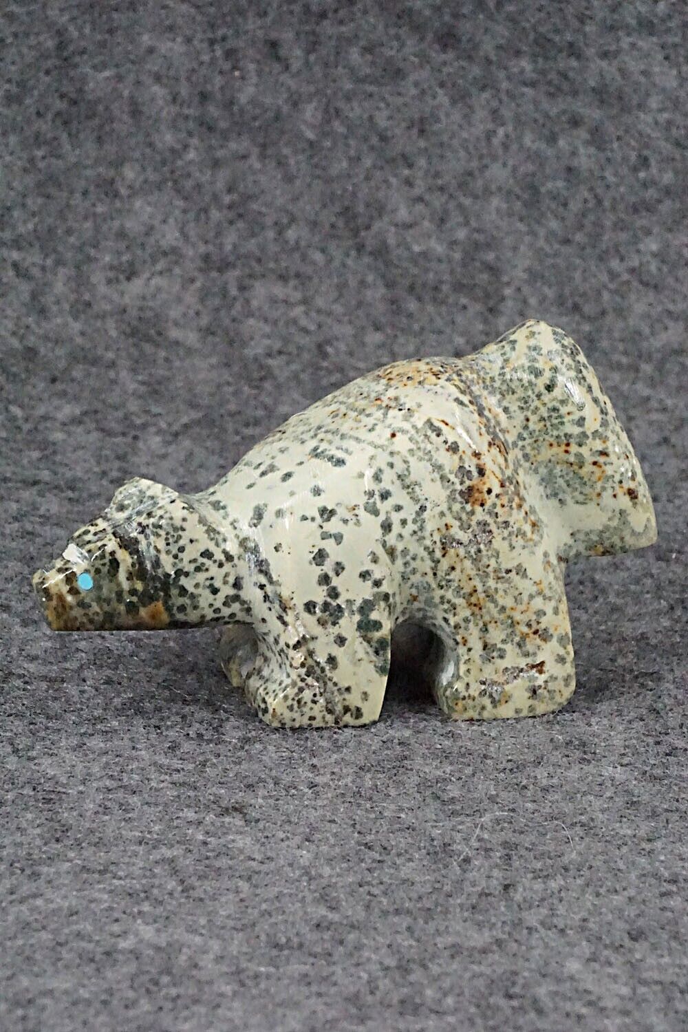 Wolf Zuni Fetish Carving - Cameron Nastacio