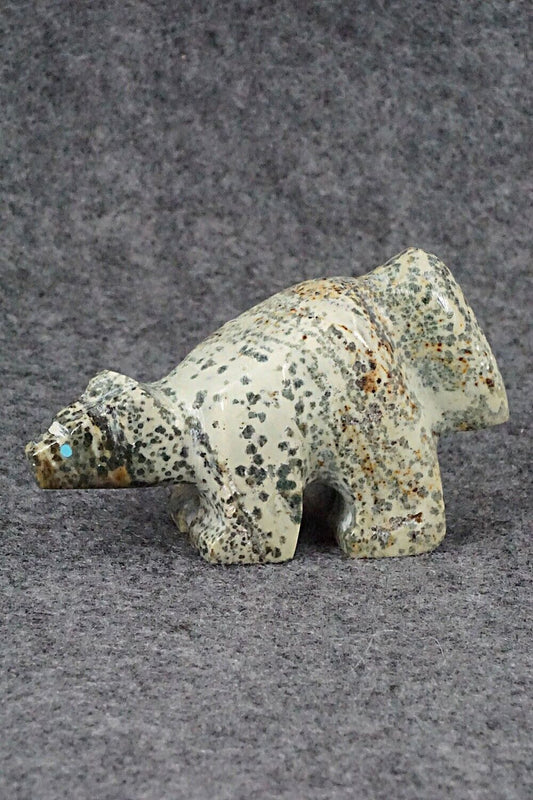 Wolf Zuni Fetish Carving - Cameron Nastacio