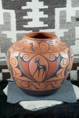 Zuni Pottery - Priscilla Peynetsa