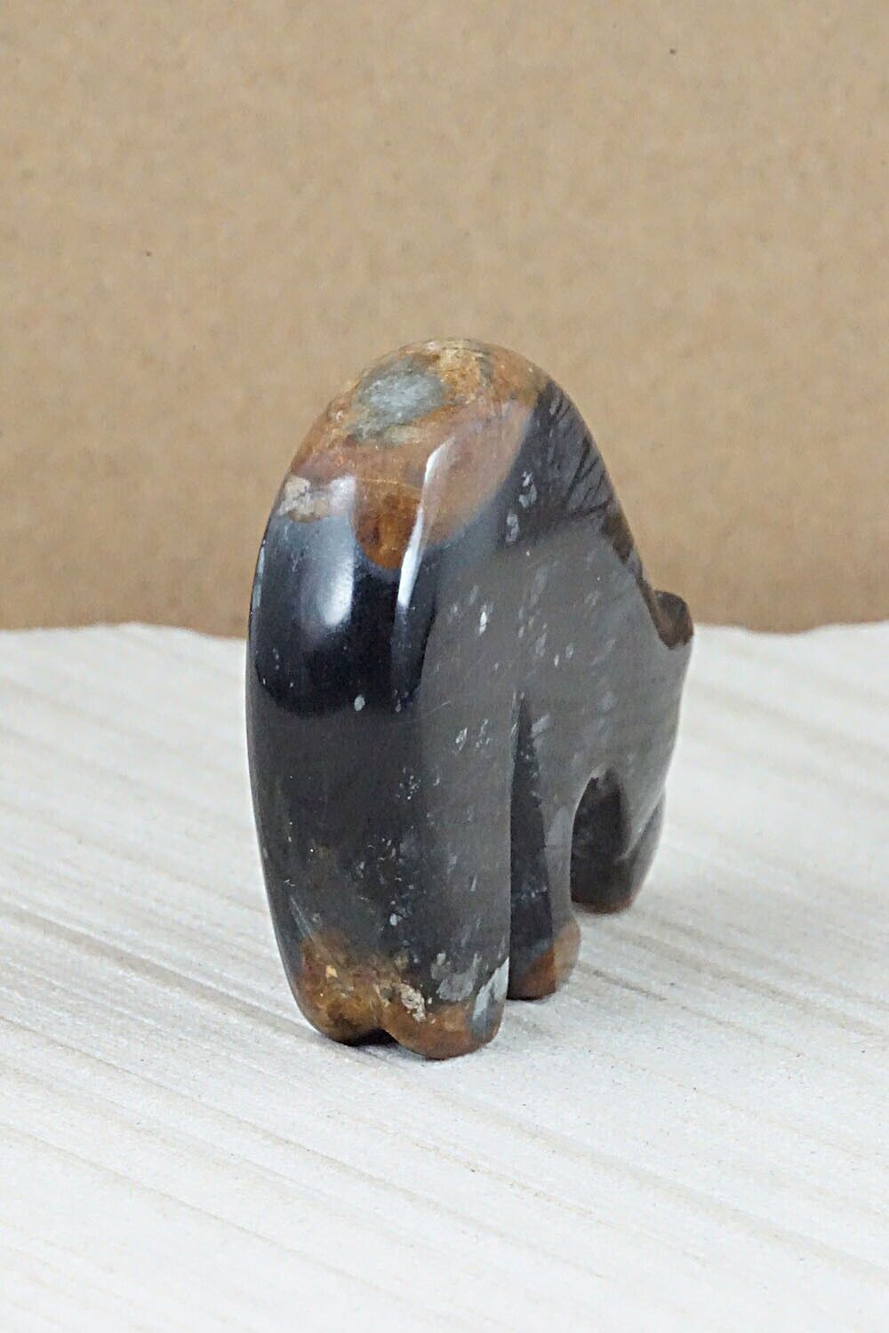 Bear Zuni Fetish Carving - Rodney Laiwakete