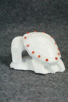 Turtle Zuni Fetish Carving - Derrick Kaamasee
