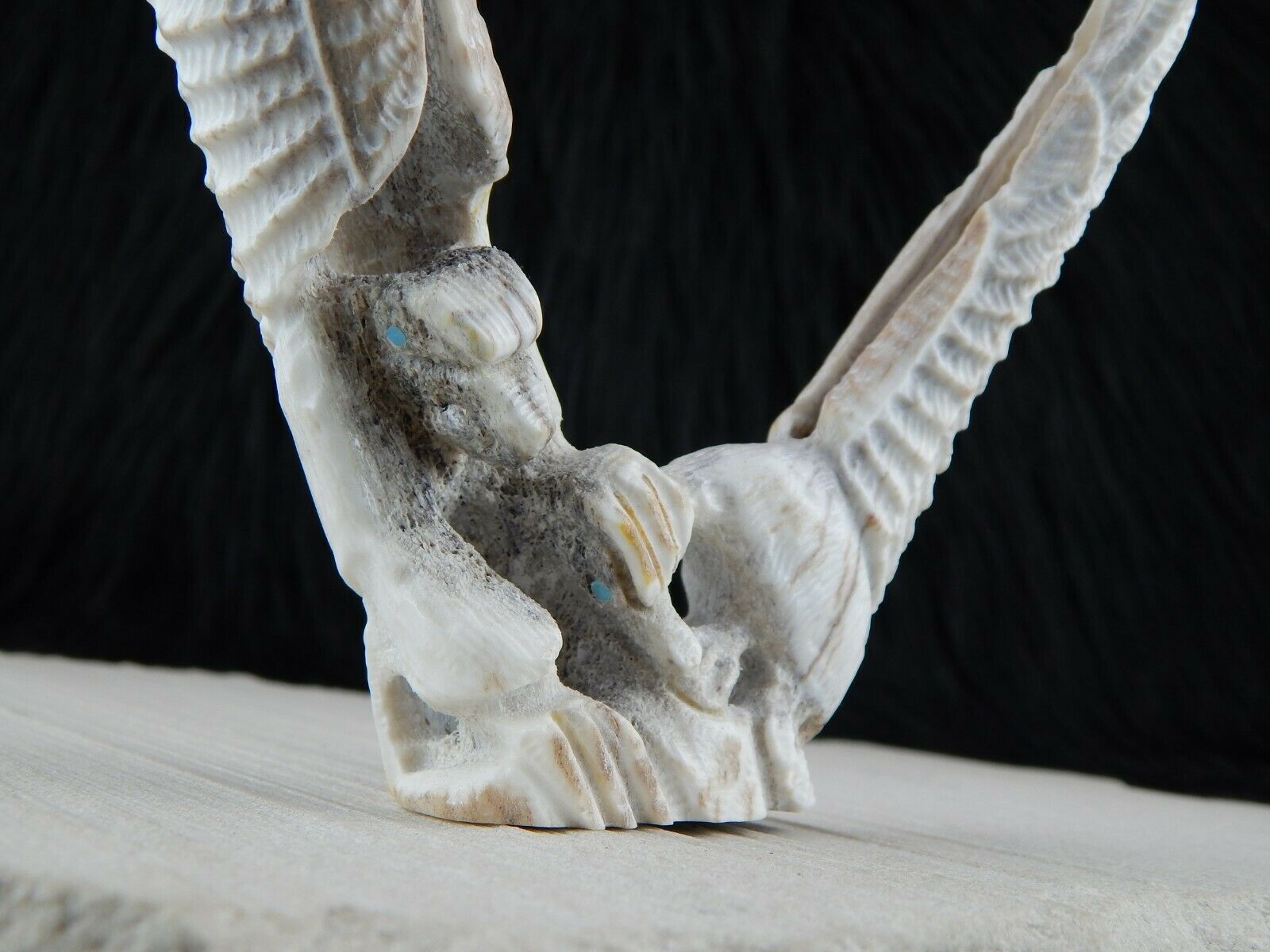Eagle Zuni Fetish Carving - Jerrold Lahaleon - High Lonesome Trading