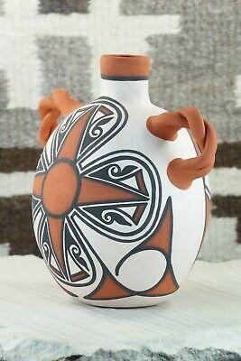 Zuni Pottery - Kalani Gchacnu - High Lonesome Trading