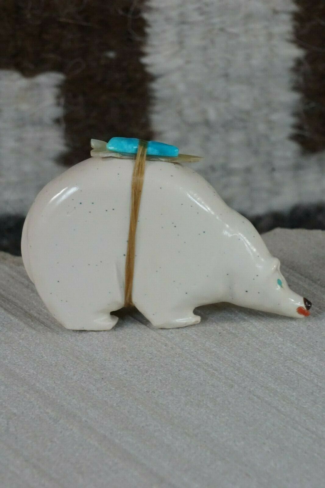 Bear Zuni Fetish Carving - Freddie Leekya - High Lonesome Trading