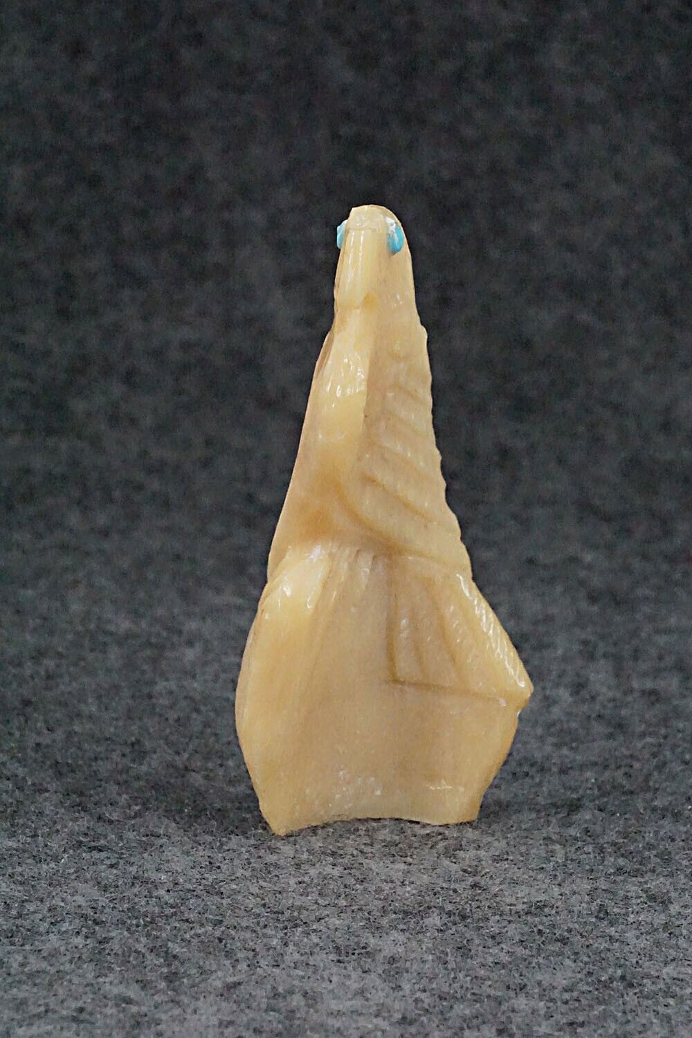 Eagle Zuni Fetish Carving - Derrick Kaamasee