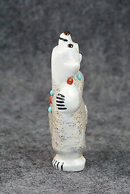Bear Zuni Fetish Carving - Claudia Peina