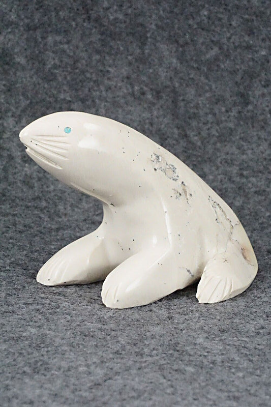 Sea Lion Zuni Fetish Carving - Gilbert Lonjose