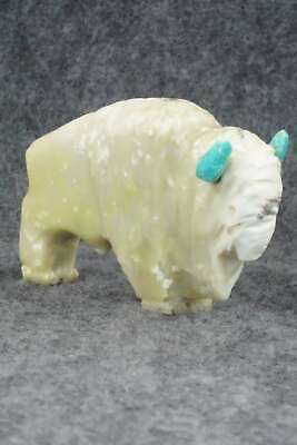 Buffalo Zuni Fetish Carving - Kevin Quam